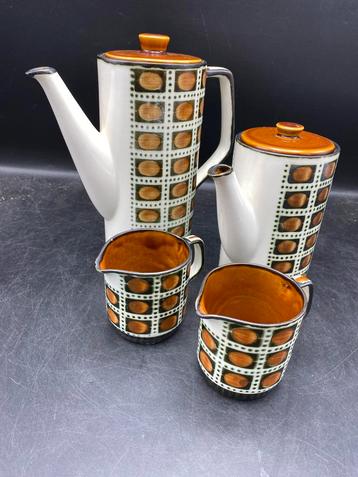 Lot 4 stuks koffiekan melkkan Boch Bernadette beschikbaar voor biedingen