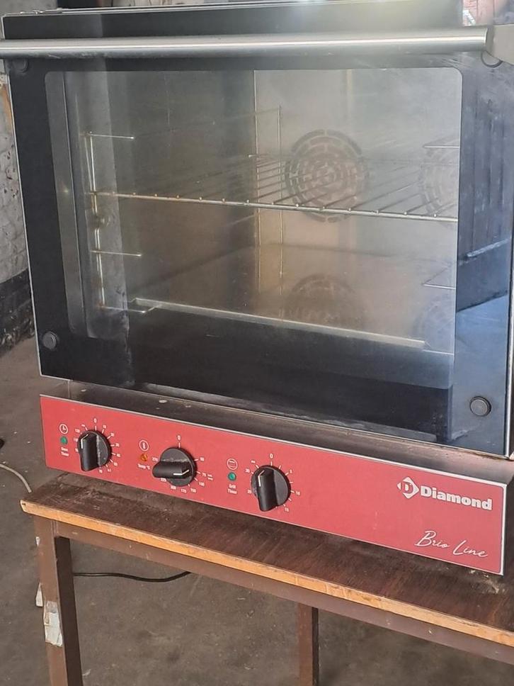 FOUR DIAMOND 220V KWALITEITSAPPARATUUR (NIEUW 900€) VERKOCHT, Elektronische apparatuur, Ovens, Gebruikt, Vrijstaand, Oven met grill