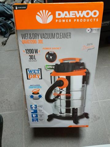 Daewoo wet & dry 1200w vacuumcleaner