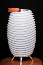 KOODOO Design lamp met ingebouwd BT speaker, Huis en Inrichting, Lampen | Tafellampen, Minder dan 50 cm, Kunststof, Modern, Zo goed als nieuw