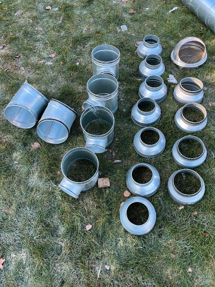 Raccord pour conduit métallique 200 et 120 mm, Bricolage & Construction, Ventilation & Extraction, Utilisé, Ventilateur et Extracteur