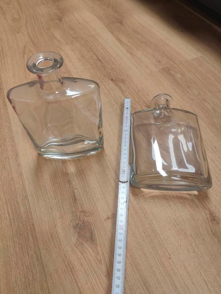 Lot de 2 carafes en verre – style whisky / rhum –neuve, Huis en Inrichting, Woonaccessoires | Stolpen, Nieuw, Ophalen of Verzenden