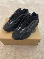 Yeezy 700 V3 noir, Ophalen, Nieuw