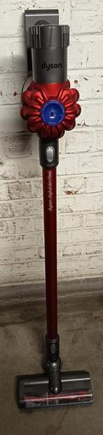Aspirateur balai Dyson.
Livraison possible., Enlèvement, Comme neuf