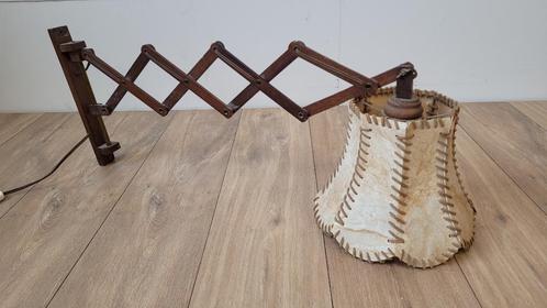 Teakhouten schaar lamp met lederen kap, Antiek en Kunst, Antiek | Verlichting, Ophalen of Verzenden