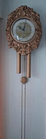 Mooie hangklok, Huis en Inrichting, Woonaccessoires | Klokken, Ophalen