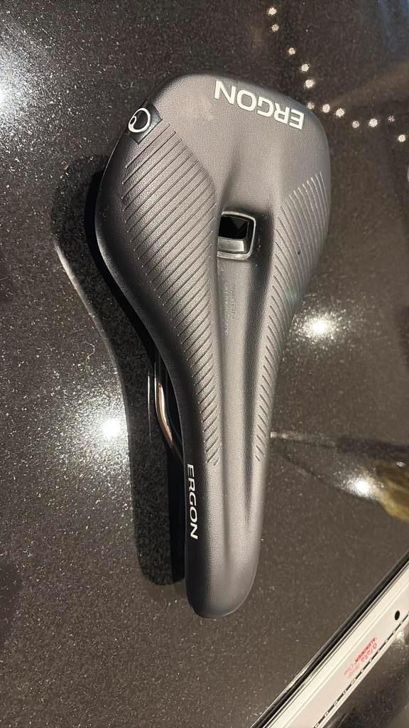 Fietszadels, Fietsen en Brommers, Fietsonderdelen, Gebruikt, Racefiets, Zadel, Ophalen