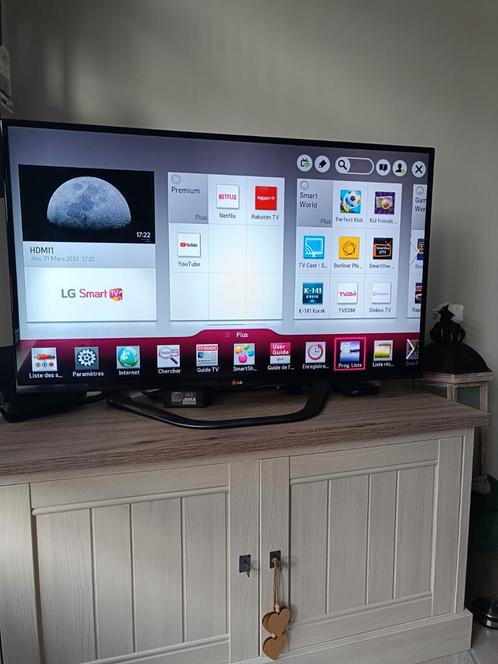 TV Led LG 47" 119 cm Smart TV + Cinéma 3D, TV, Hi-fi & Vidéo, Télévisions, Comme neuf, LED, LG, Smart TV, Enlèvement