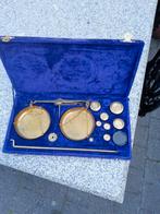 Goudweegschaaltie, Enlèvement ou Envoi