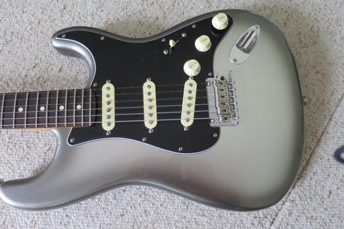 Mint: Fender Mercury Professional  2 Stratocaster, Muziek en Instrumenten, Snaarinstrumenten | Gitaren | Elektrisch, Nieuw, Solid body