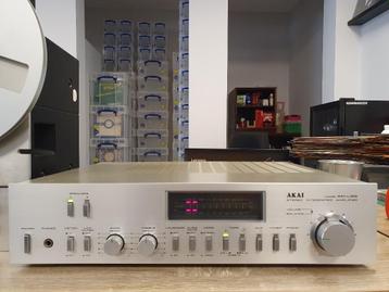 Akai Stereo Integrated Amplifier AM-U55 beschikbaar voor biedingen