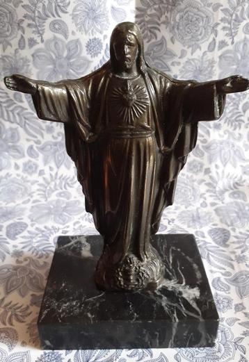 christ au sacre coeur regule sur marbre, Enlèvement ou Envoi