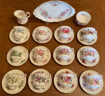Royal Albert Flowers of the month 27 piece