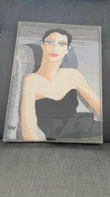 Kader in Plexiglas beschikbaar voor biedingen