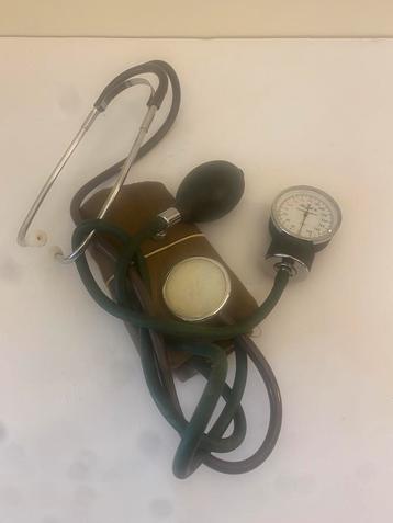 Vintage Alpex Bloeddrukmeter & Stethoscoop Set beschikbaar voor biedingen