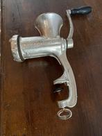 Oude vleesmolen, Antiek en Kunst, Ophalen