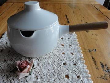 SALE Vintage Hutschenreuther Novum, saus pannetje beschikbaar voor biedingen