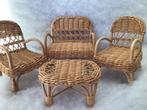 Vintage Poppenhuismeubeltjes. Rotan tuinstel, Verzamelen, Poppenhuizen en Toebehoren, Ophalen of Verzenden