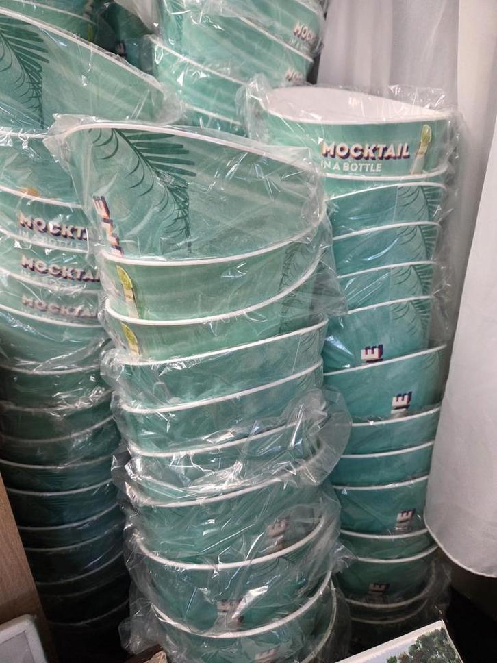 Complete kringloopwinkel inventaris, Zakelijke goederen, Kantoor en Winkelinrichting | Kantoormeubilair en Inrichting, Complete inventaris