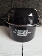 Grote mosselpot, 2 kg, Huis en Inrichting, Keuken | Potten en Pannen, Ophalen, Zo goed als nieuw