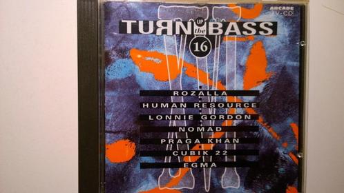 Turn Up The Bass Volume 16, CD & DVD, CD | Compilations, Comme neuf, Dance, Enlèvement ou Envoi