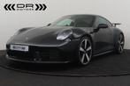 Porsche 992 .2 CARRERA  PDK FACELIFT - AEROKIT - PANODAK -, Auto's, Porsche, 4 zetels, Zwart, 2981 cc, 237 g/km