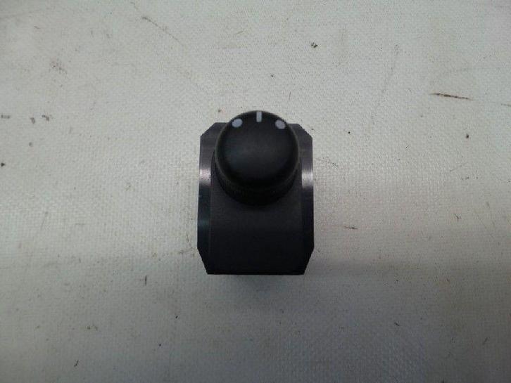 COMMUTATEUR RÉTROVISEUR Swift (ZA / ZC / ZD1 / 2/3/9), Autos : Pièces & Accessoires, Tableau de bord & Interrupteurs, Suzuki, Utilisé