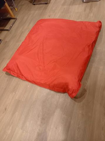 Zitzak rood 6 stuks 140cm x 140cm beschikbaar voor biedingen