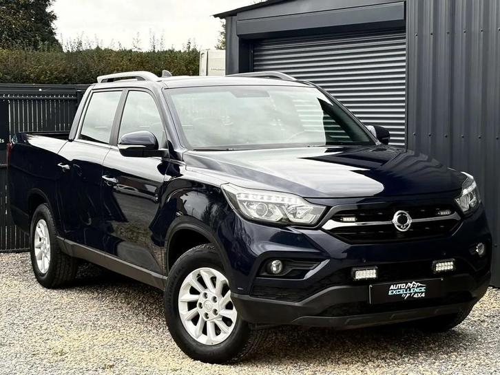 SsangYong Musso 2.2 Turbo e-Xdi 4WD (EU6b)/ Automatique/ Gps, Auto's, SsangYong, Te koop, Musso, ABS, Achteruitrijcamera, Airbags