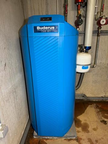 Water boiler 300 L Buderus voor mazout ketel