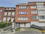 Appartement à vendre à Laeken, 2 chambres, 362 UC, Appartement, 2 kamers, 120 m²