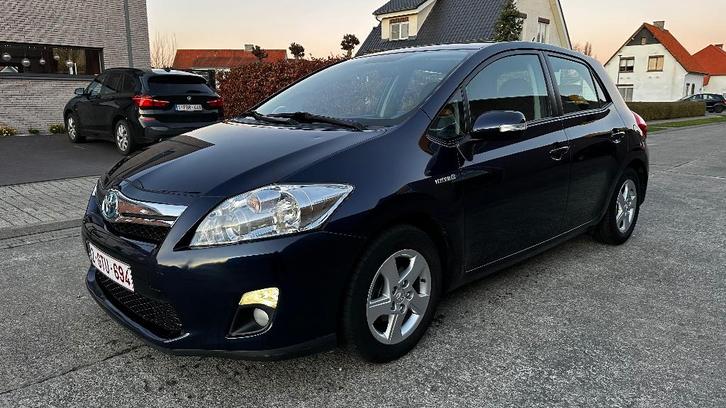 Toyota Auris 1.8i hybride à essence automatique, Autos, Toyota, Entreprise, Auris, ABS, Régulateur de distance, Airbags, Air conditionné