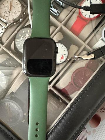 Apple watch 7 series 45mm weinig gebruikt beschikbaar voor biedingen