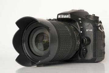 Nikon D7100 + NIKKOR DX 18-105MM ED VR, (12.600 clicks)