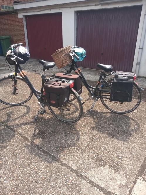 Te koop:2  prachtige moderne fietsen, Fietsen en Brommers, Fietsen | Dames | Omafietsen, Zo goed als nieuw, Versnellingen, Ophalen
