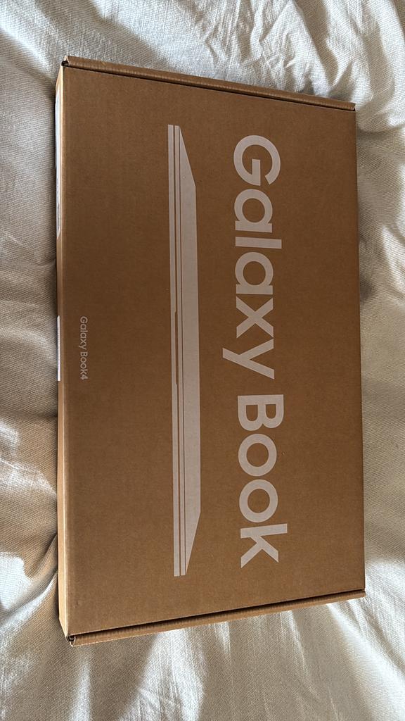 Samsung galaxy book4 neuf emballer avec 2 ans de garantie, Boeken, Informatica en Computer, Nieuw, Ophalen of Verzenden