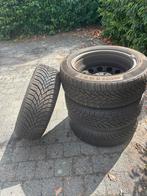 Winterbanden met velgen + wieldoppen BMW 1-serie, Auto-onderdelen, Ophalen, Winterbanden, Velg(en)