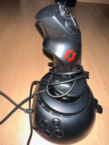 Joystick simulator beschikbaar voor biedingen
