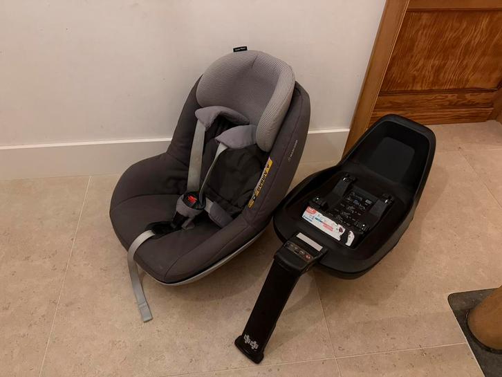 2 keer maxi cosie  2way pearl met onderstel isofix, Kinderen en Baby's, Autostoeltjes, Gebruikt, Maxi-Cosi, Isofix, Verstelbare rugleuning