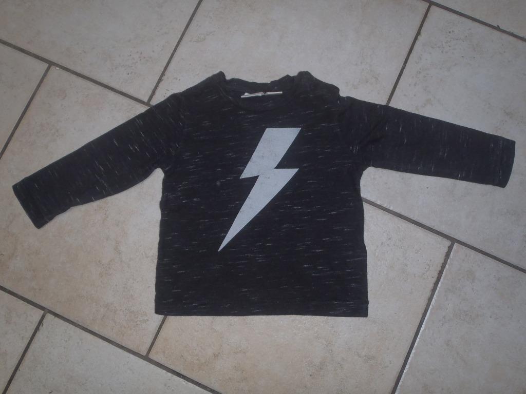 t-shirt noir longues manches taille 86, Enlèvement ou Envoi, Utilisé, Garçon, Pull ou Veste