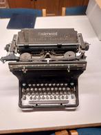 Vintage Underwood schrijfmachine, Ophalen