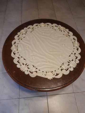 Salontafel beschikbaar voor biedingen