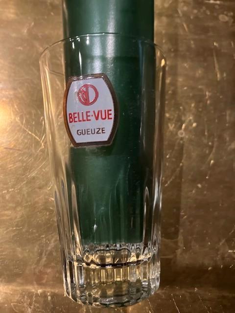 GLAS GUEUZE KRIEK BELLE-VUE 25 CL H : 15 CM, Verzamelen, Glas en Drinkglazen, Nieuw, Bierglas, Ophalen of Verzenden