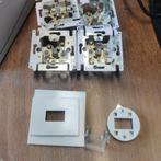 Niko drukknoppen ouder model in perfecte staat, Doe-het-zelf en Bouw, Elektriciteit en Kabels, Ophalen, Zo goed als nieuw