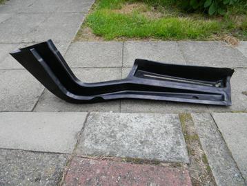 Chassisbalk Mercedes W115 nr:  A1156220904 beschikbaar voor biedingen