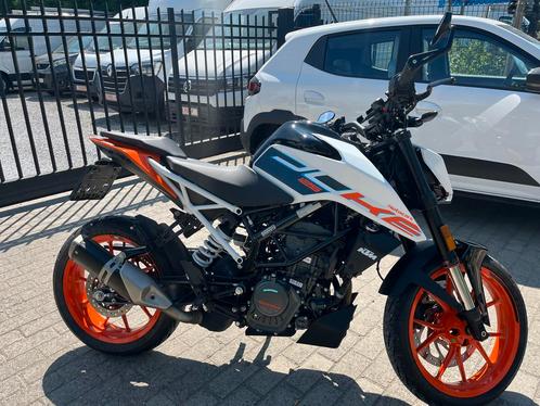 Duke 125 (2024) 2500kilometers, Motoren, Motoren | KTM, Particulier, Ophalen