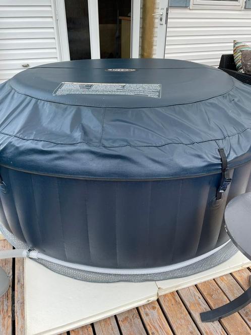 Jacuzzi Intex, Jardin & Terrasse, Jacuzzis, Comme neuf, Gonflable, Couverture, Pompe