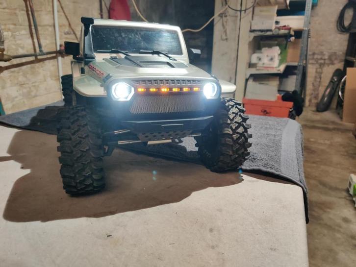 Crawler Cross RC EMO X 1/8, Hobby & Loisirs créatifs, Modélisme | Radiocommandé & Téléguidé | Voitures, Comme neuf, Voiture off road