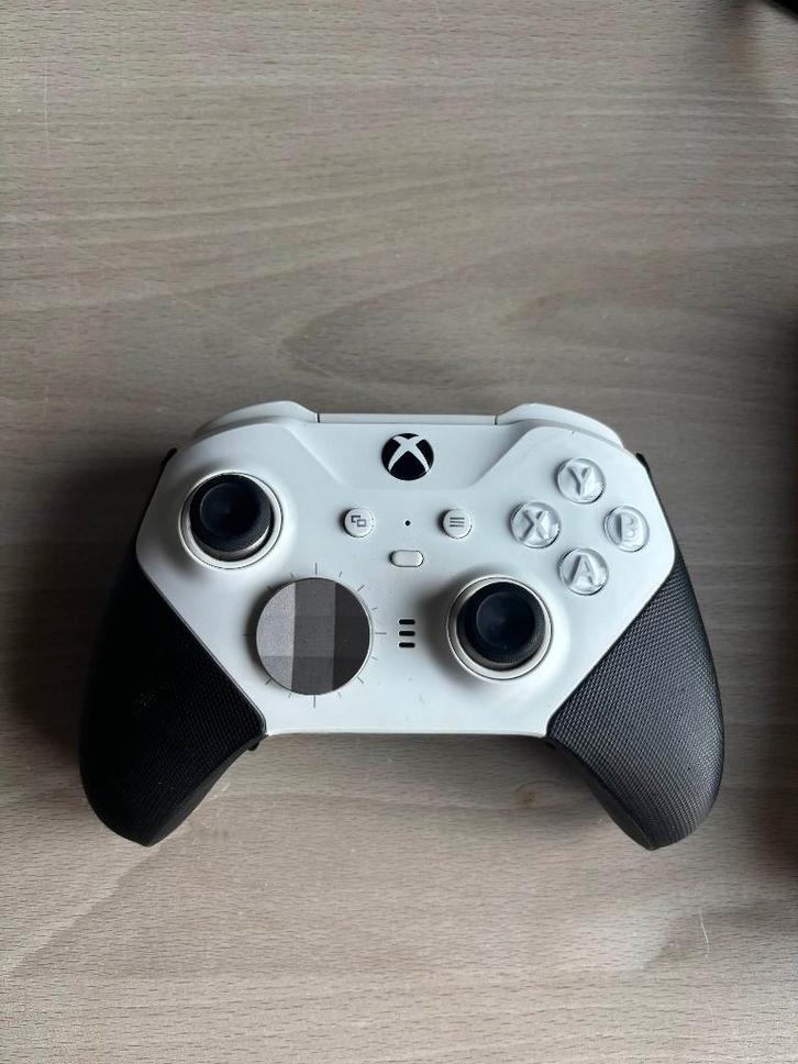 XBOX Controller Elite Series 2 Core, Consoles de jeu & Jeux vidéo, Consoles de jeu | Xbox | Accessoires, Comme neuf, Xbox One