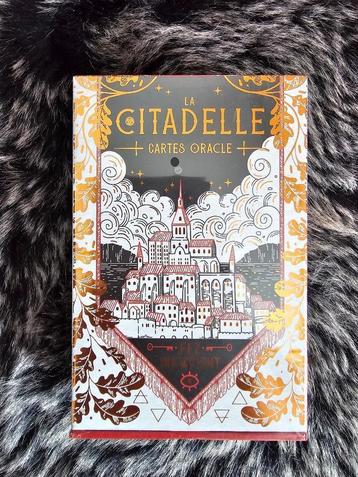 De Citadel — Oracle Cards ️ Auteur: Fez Inkwright beschikbaar voor biedingen